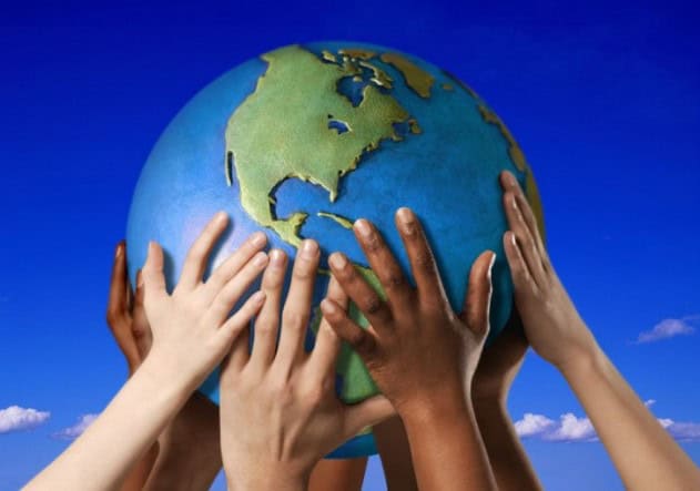 Hands holding the Earth