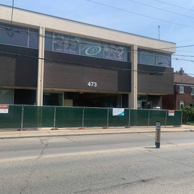 Fencing on Oakwood Ave