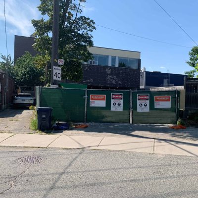 Fencing on Robina Ave (the back of 473 Oakwood)